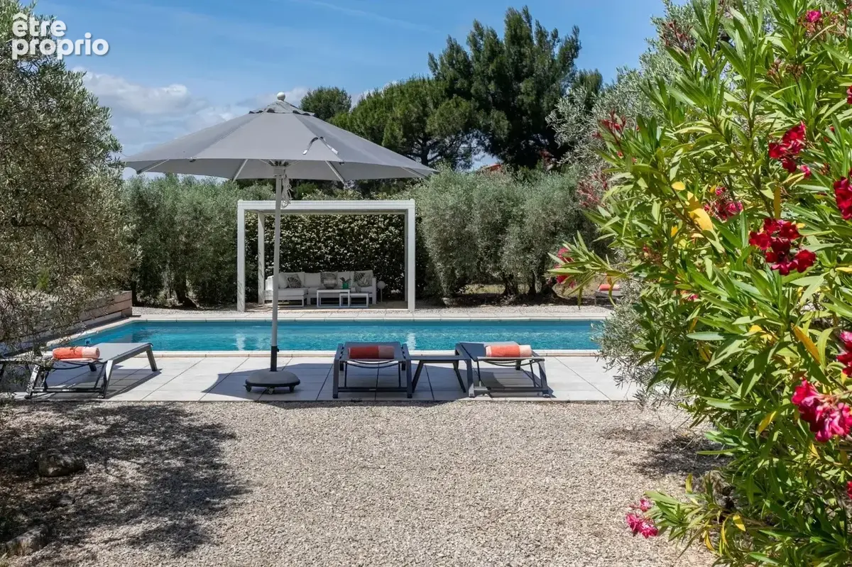Mas en campagne de Mouriès au calme - photo 2