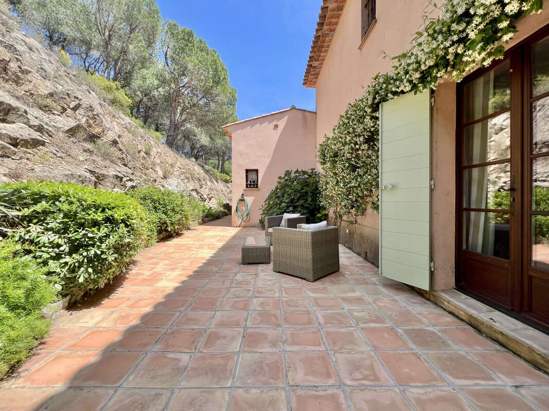 Maison à PLAN-DE-LA-TOUR