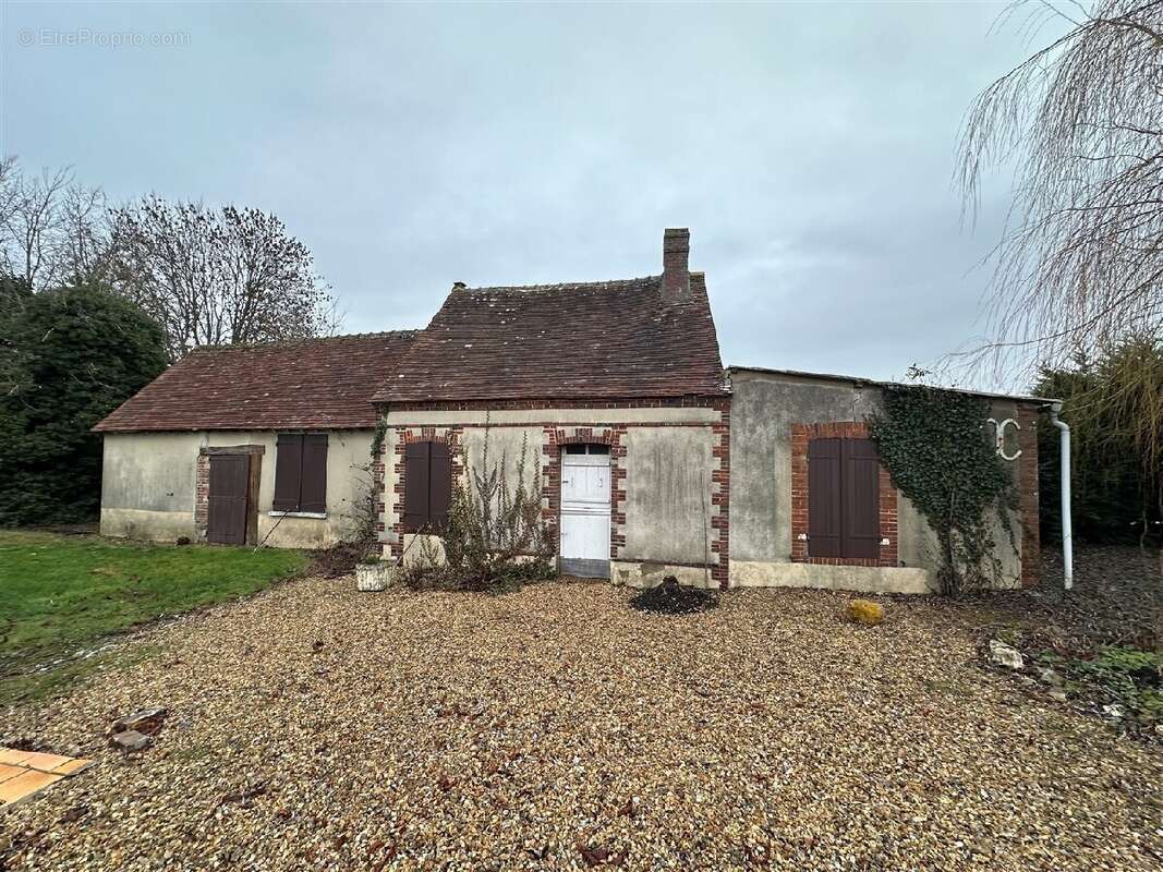 Maison à CHATEAUNEUF-EN-THYMERAIS