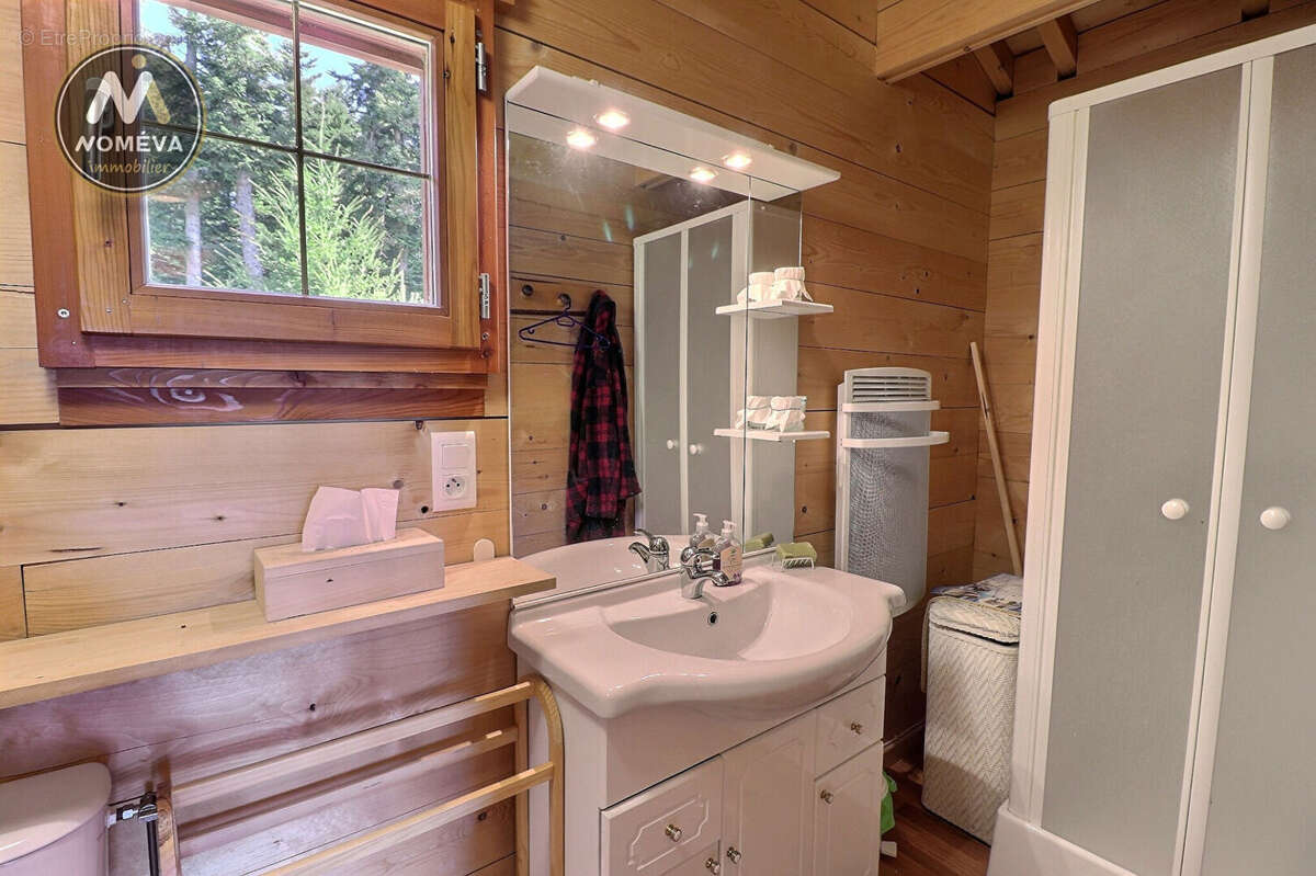 Maison à LE CHAMBON-SUR-LIGNON