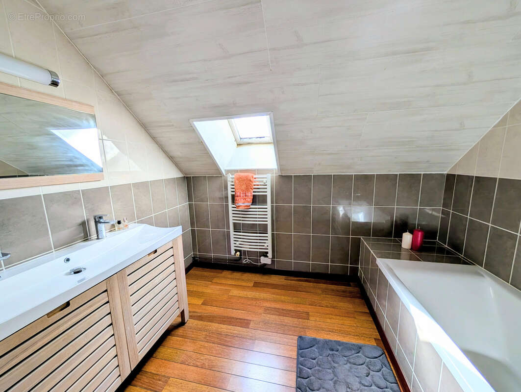 Maison à PLELAN-LE-GRAND