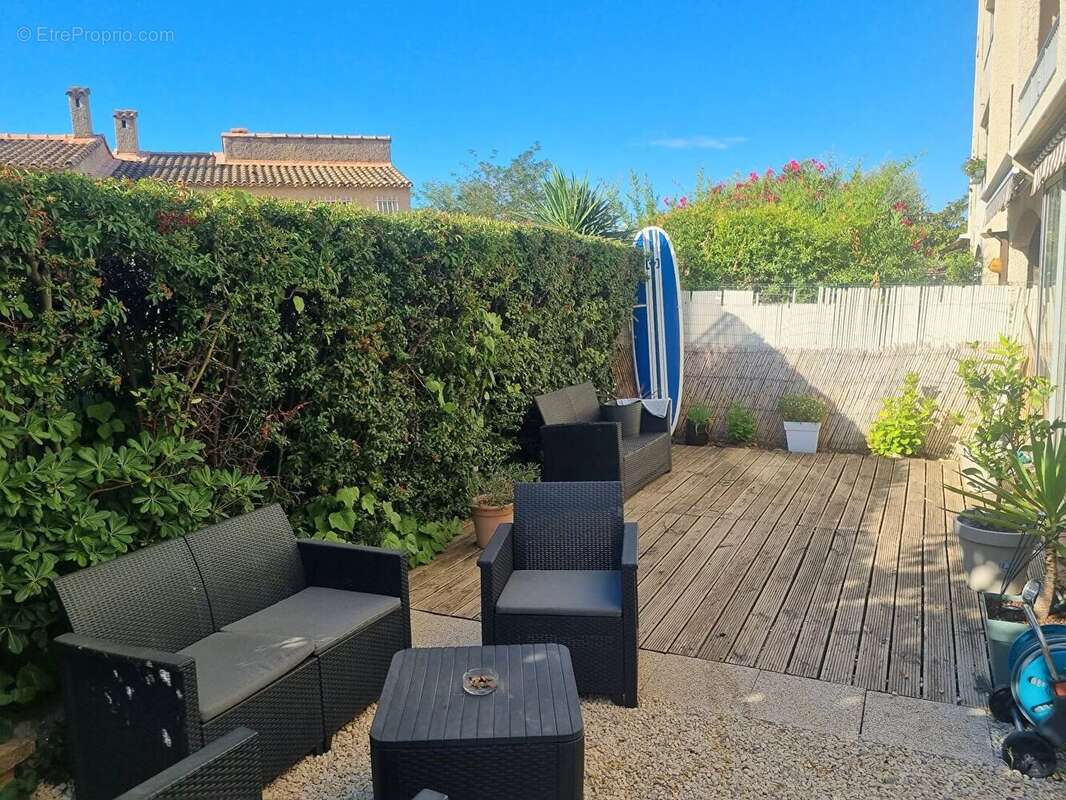 Appartement à SAINT-CYR-SUR-MER