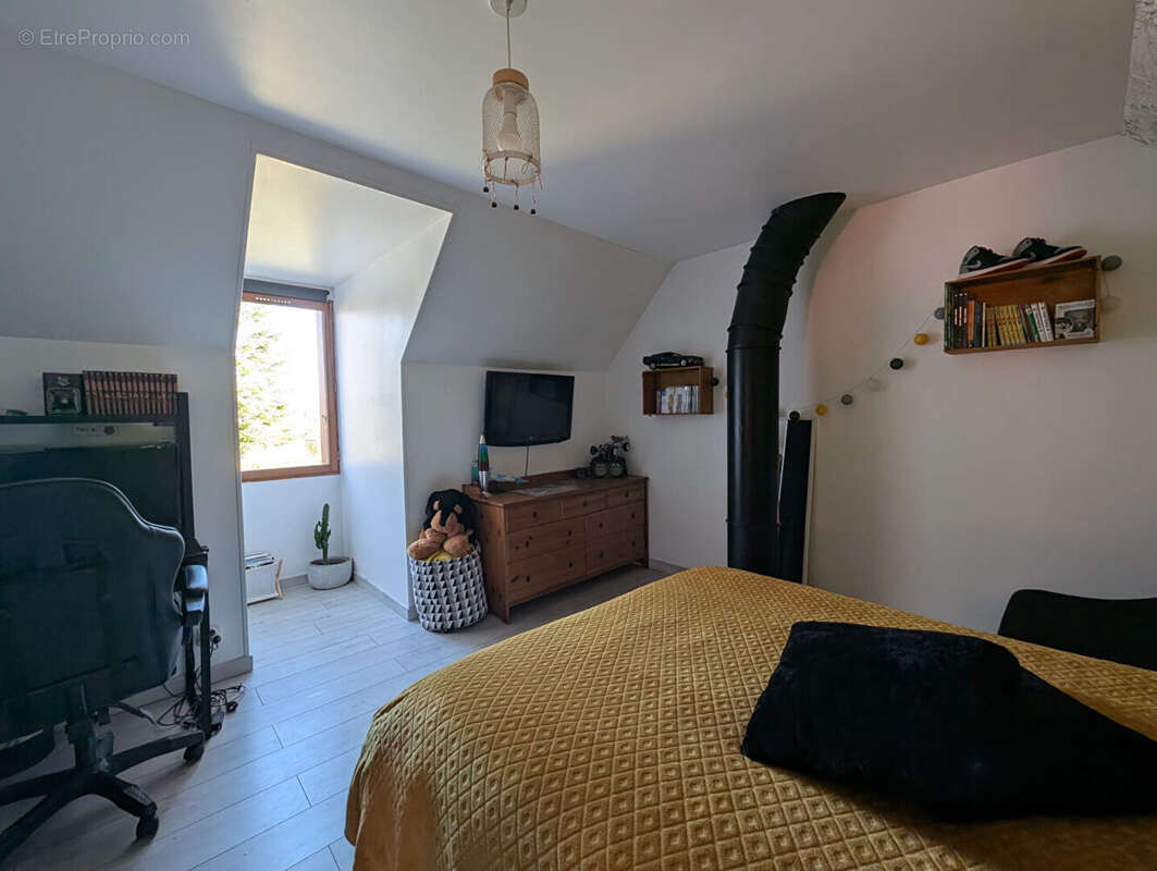 Maison à MILLY-LA-FORET