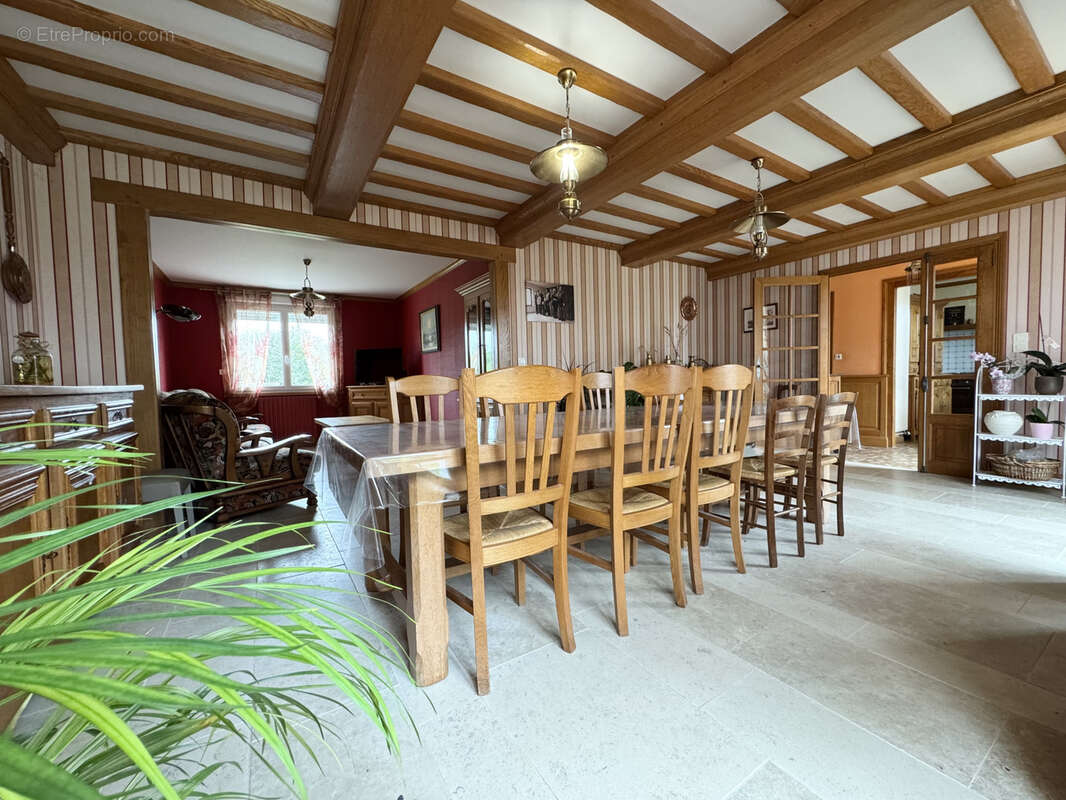 Maison à PICAUVILLE