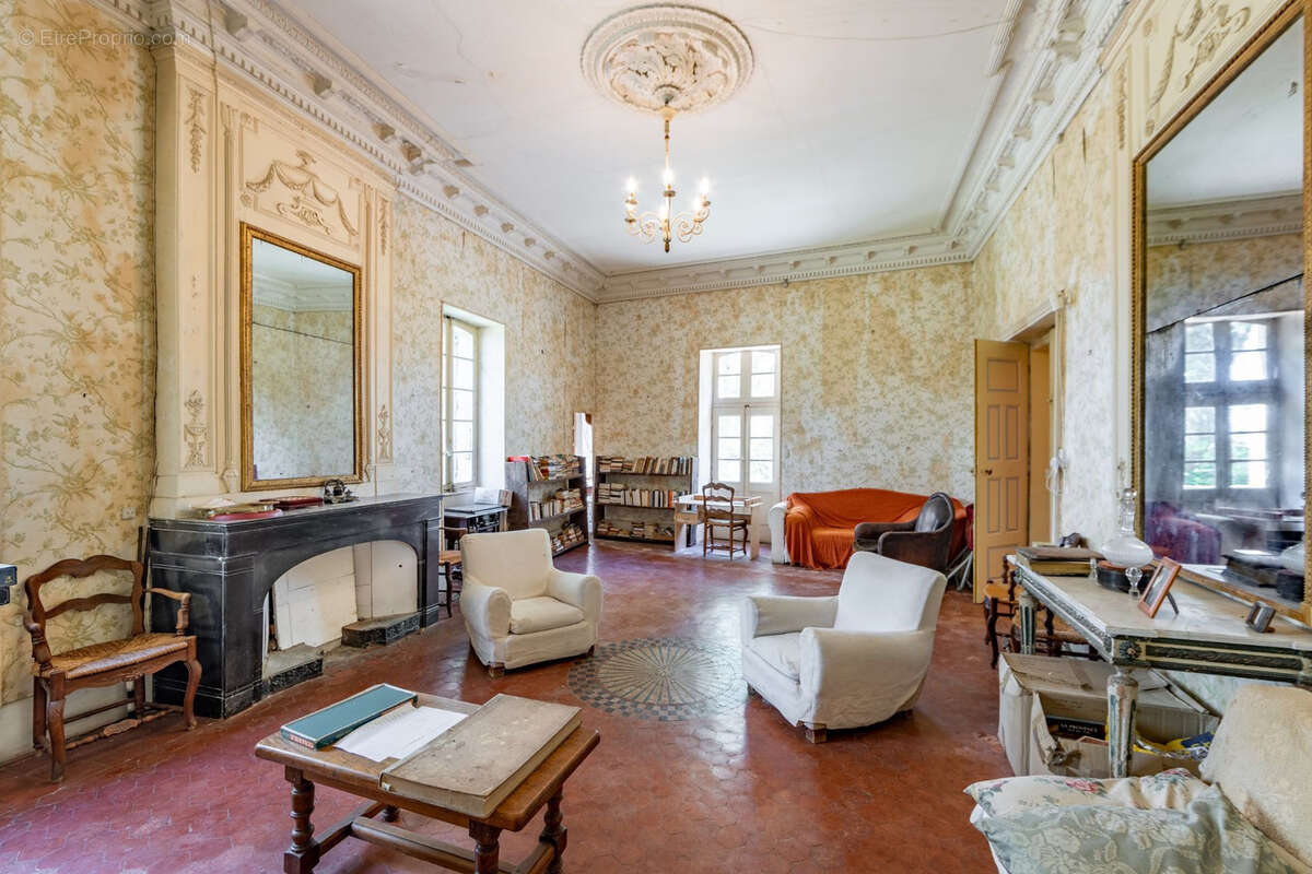 Maison à VENEJAN