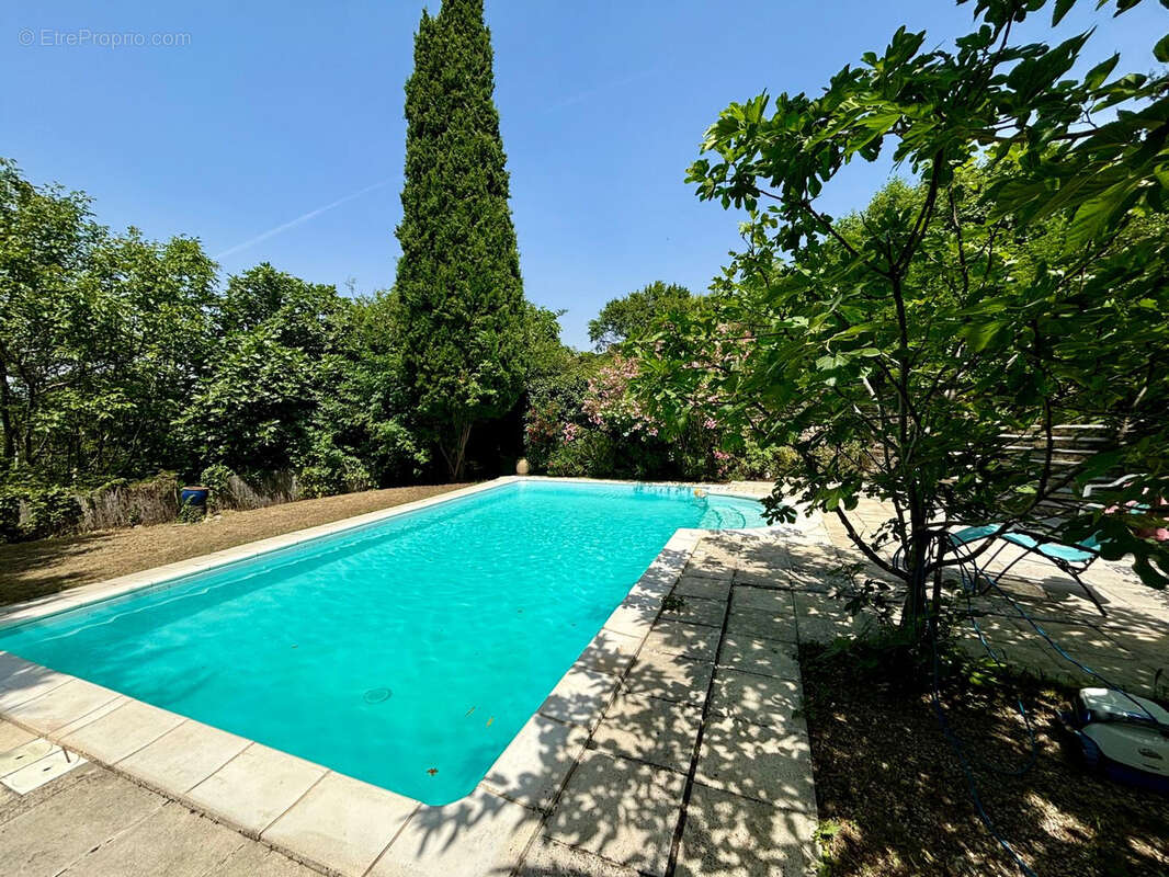 Maison à GRIGNAN