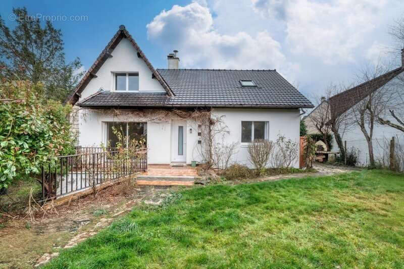 Maison à SAINT-GERMAIN-DE-LA-GRANGE