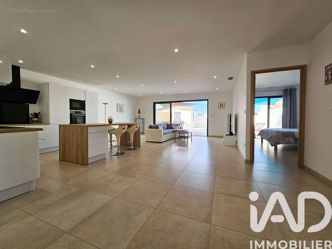 Photo 3 - Maison à PIA