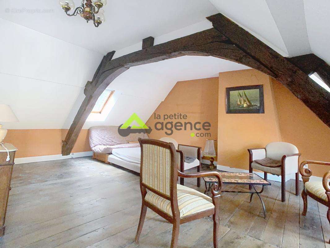 Maison à AUBUSSON
