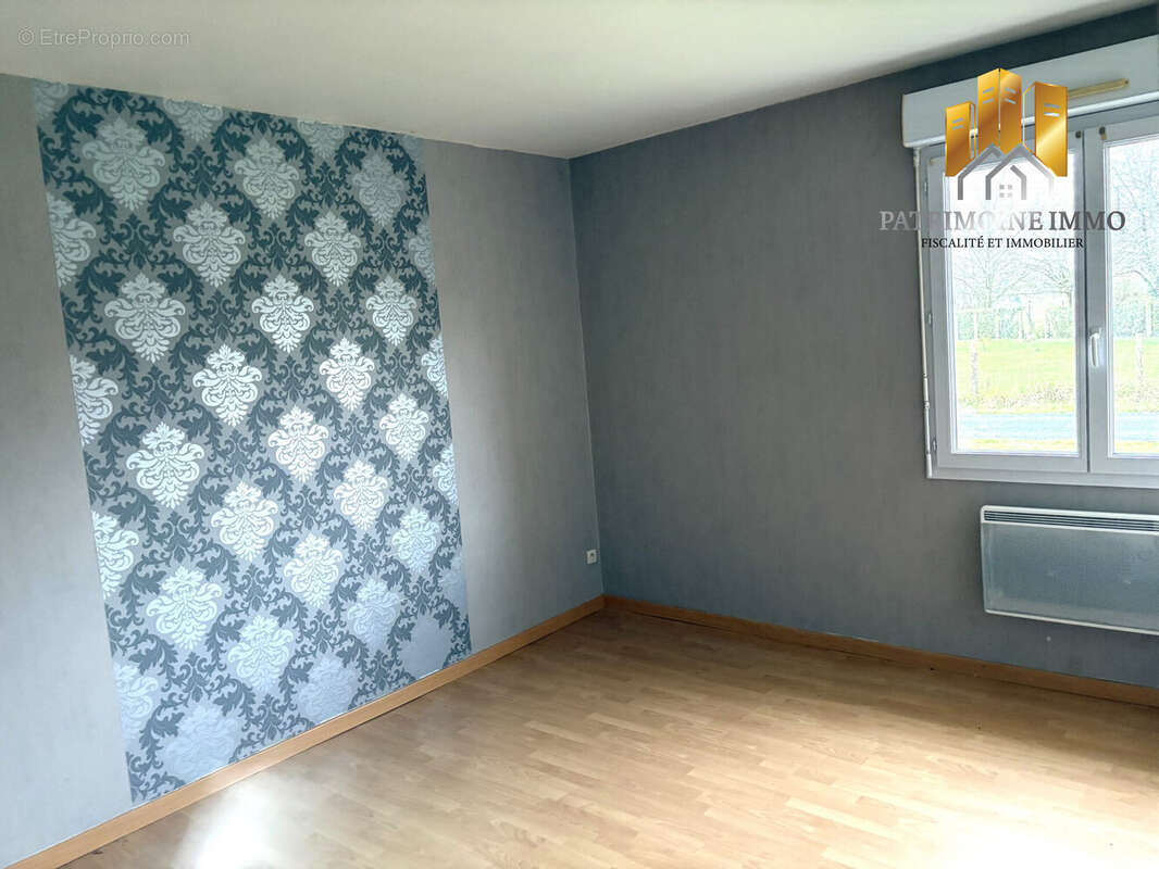 Maison à SAINT-GERVAIS-EN-BELIN