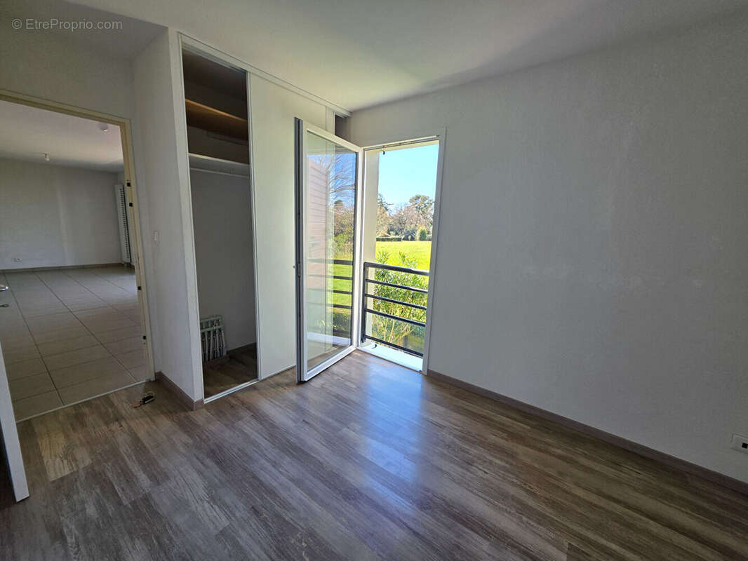 ONDRES,   A VENDRE  Appartement T4 env. 80m² avec terrasse - photo 5