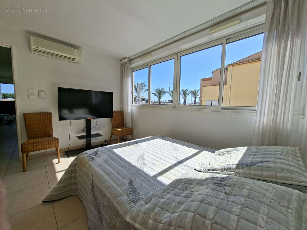 Malfato / ile des marinas - bel appartement avec 2 chambres et parking - photo 5