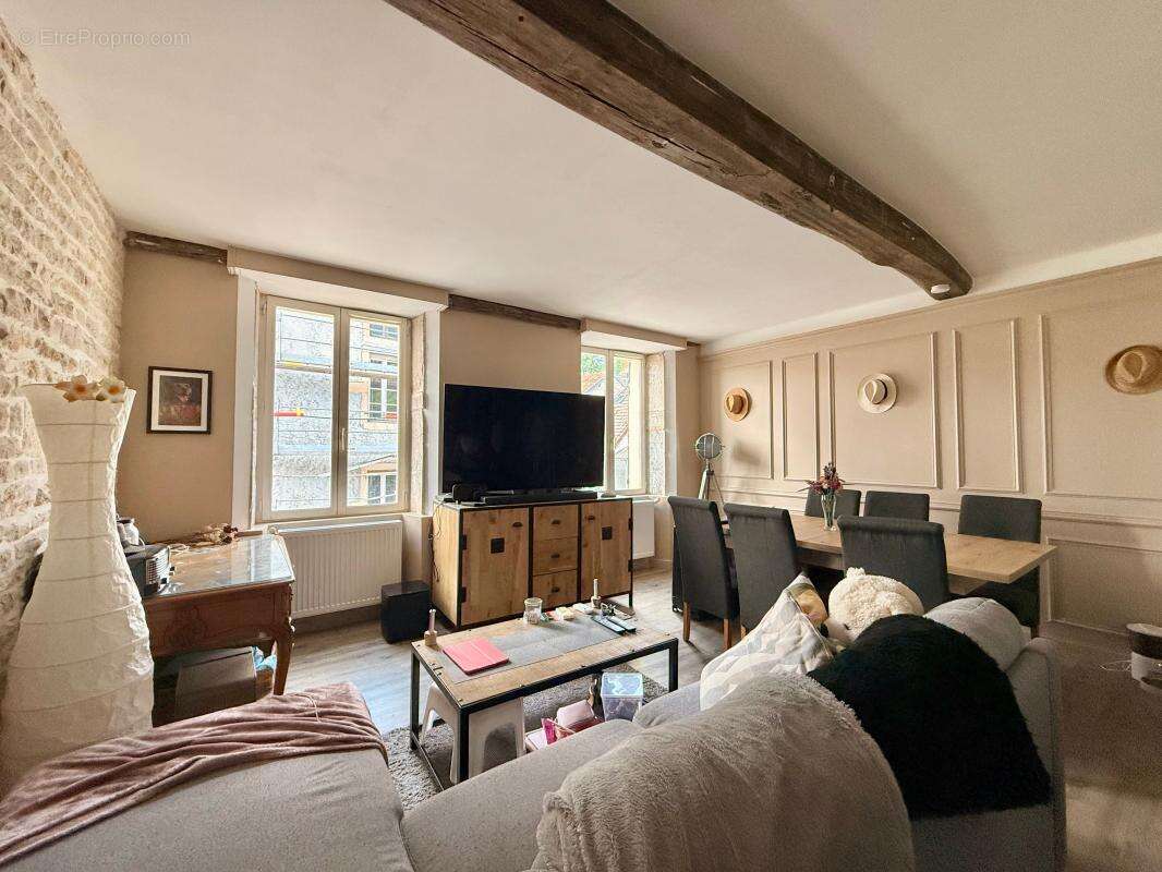 Charmant appartement en triplex de trois chambres – Alliance parfaite entre le cachet de l'ancien et le confort moderne - photo 5