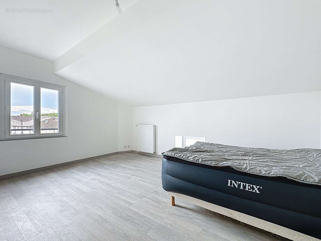 Appartement à REMONCOURT