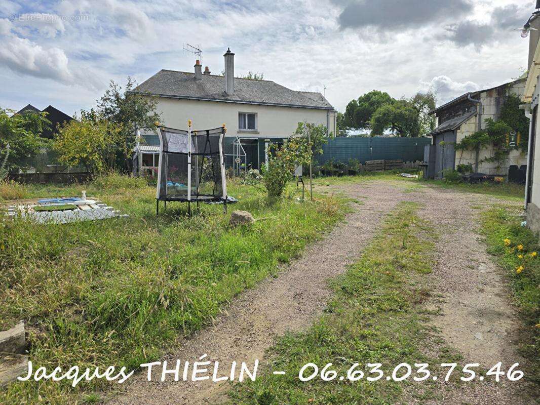 Maison à LONGUE-JUMELLES