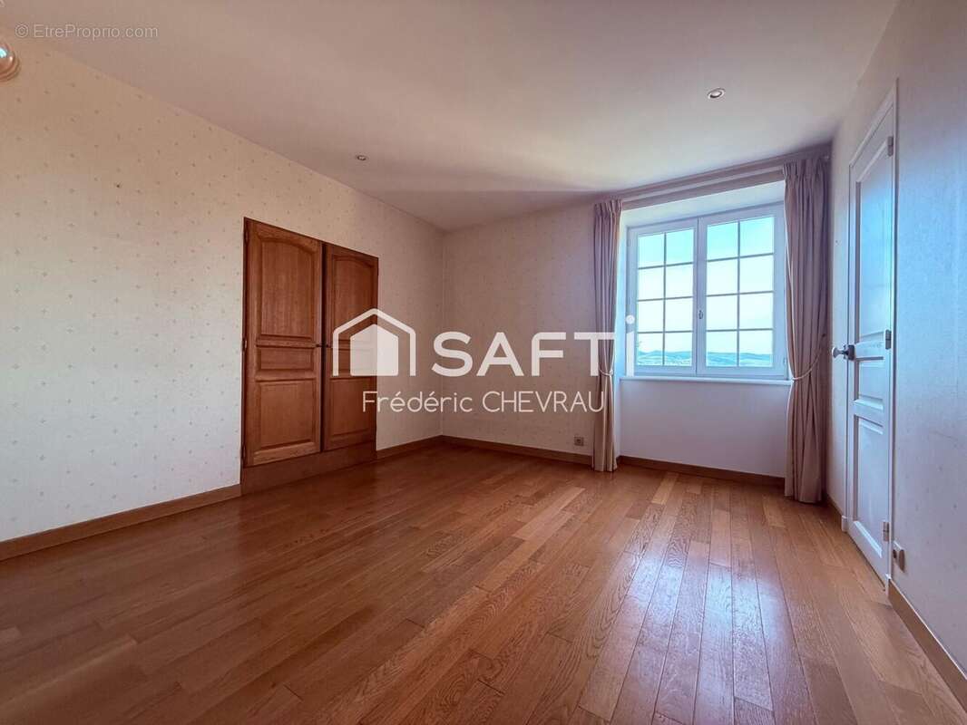 Photo 8 - Maison à CHARNAY-LES-MACON