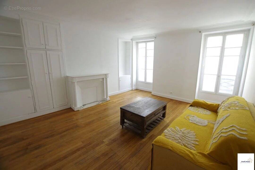 Appartement à PARIS-6E
