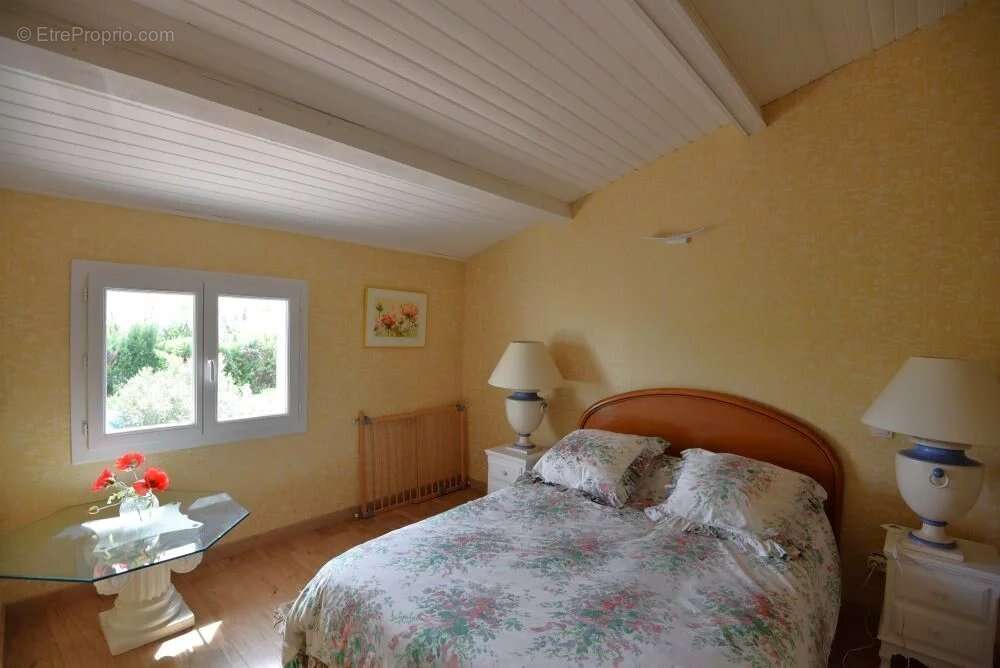 Maison à MONTAUROUX