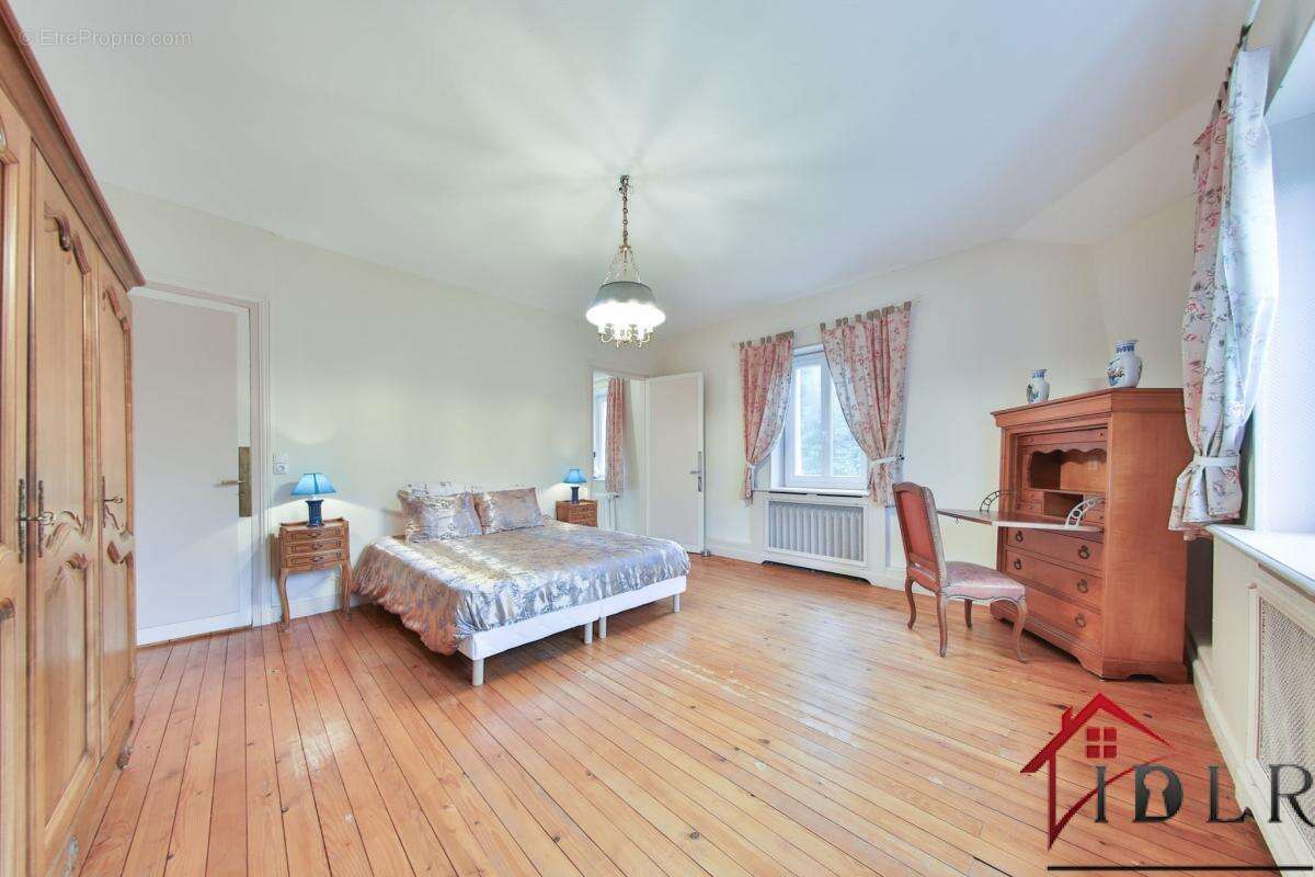 Maison à LA LONGINE