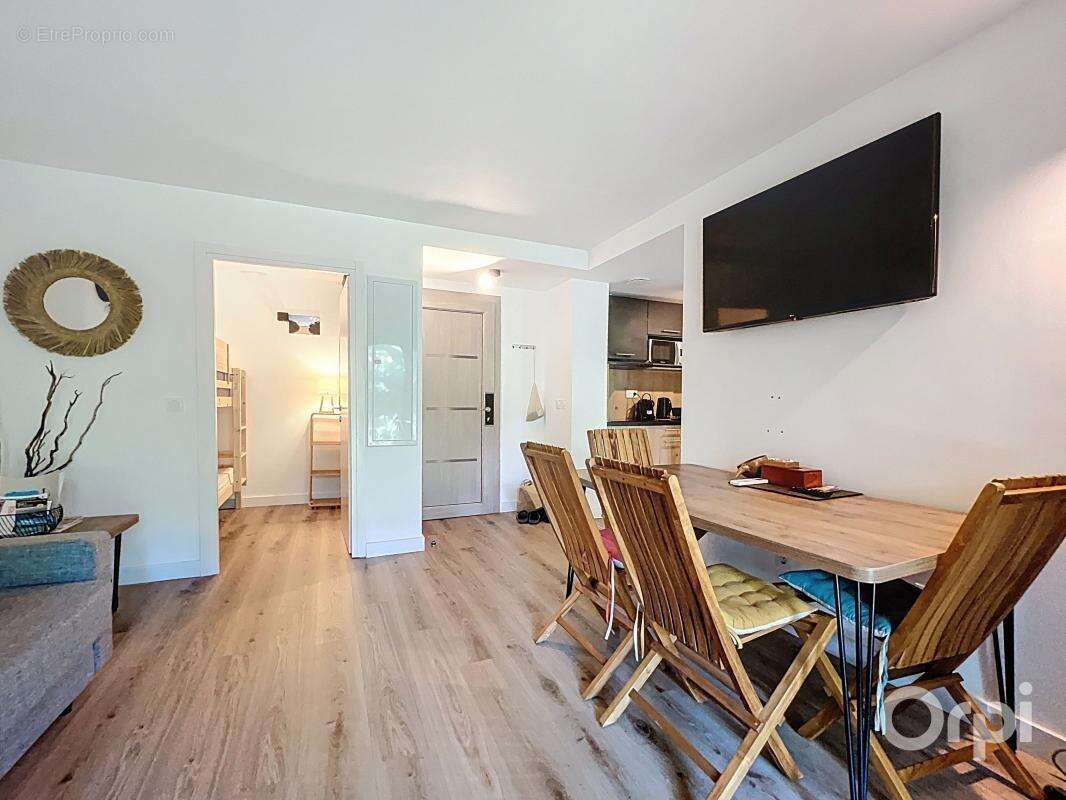 Appartement à LECCI