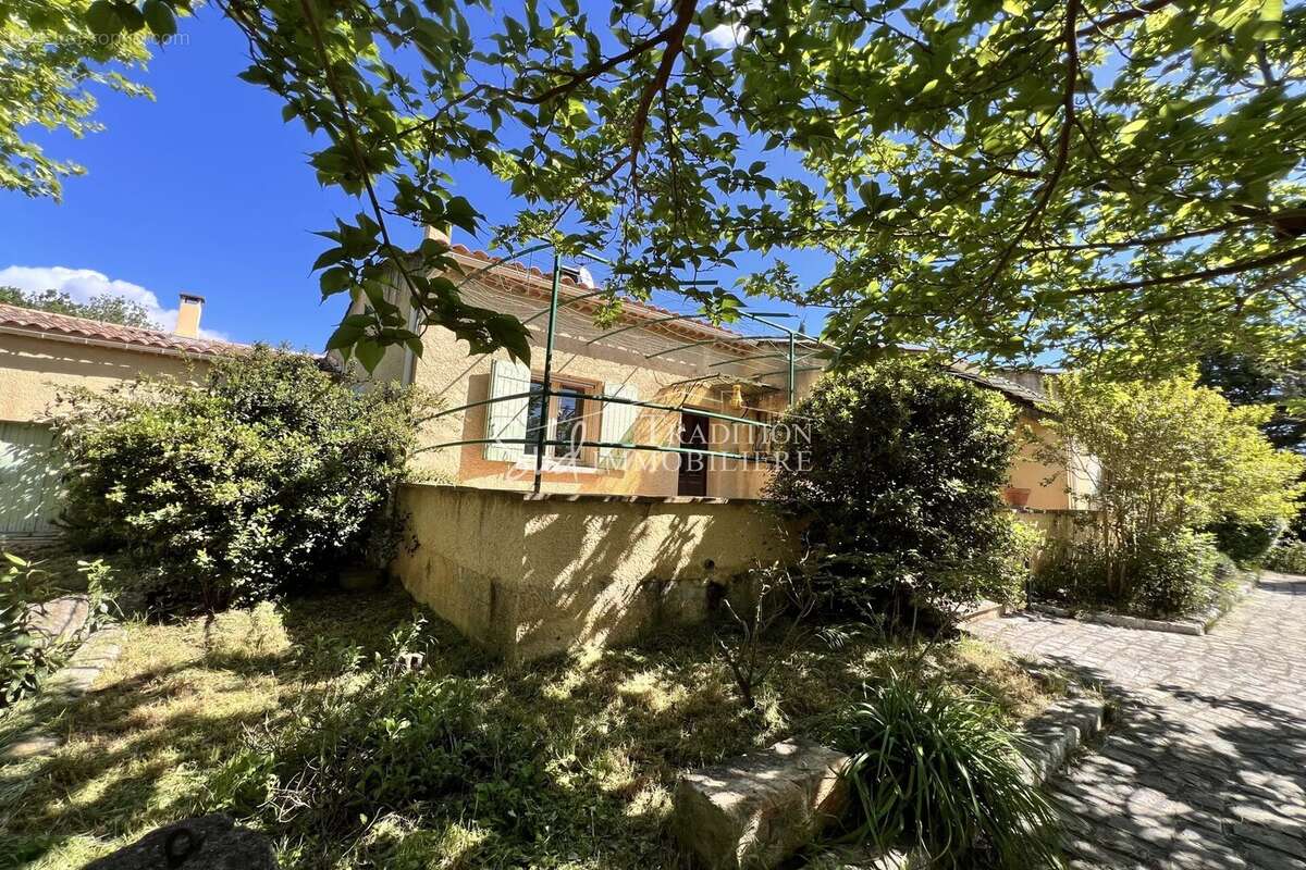 Maison à MAUSSANE-LES-ALPILLES