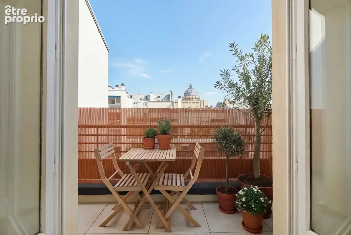 Luxembourg/Val-de-Grâce : un studio baigné de soleil ouvrant sur 2 terrasses - photo 13
