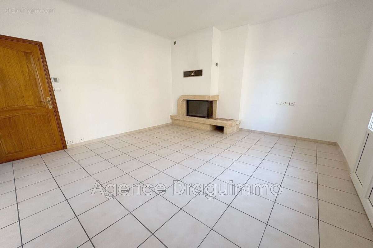 Appartement à DRAGUIGNAN