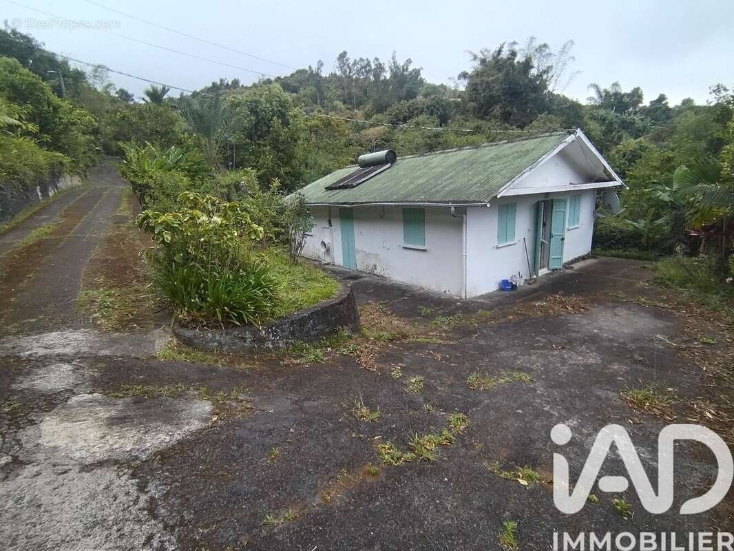 Photo 2 - Maison à SAINT-DENIS