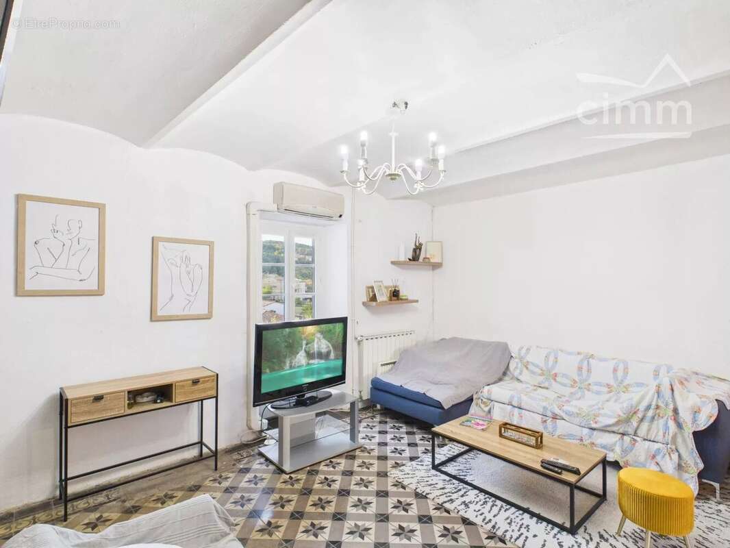 Maison à SAINT-PAUL-LE-JEUNE