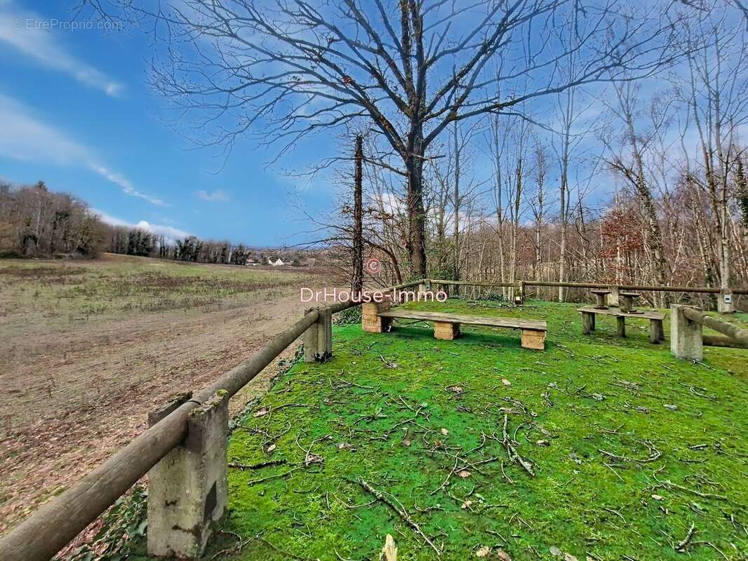 Maison 155 m² à Saint-Cyr-Sous-Dourdan  - photo 30