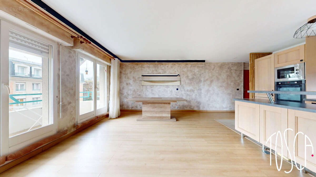 Appartement à THIAIS