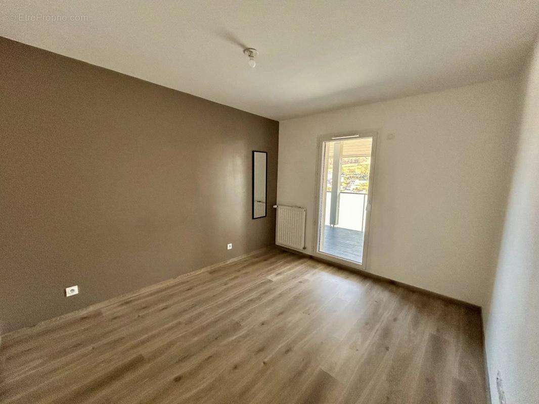 Appartement à SAINT-JEOIRE-PRIEURE