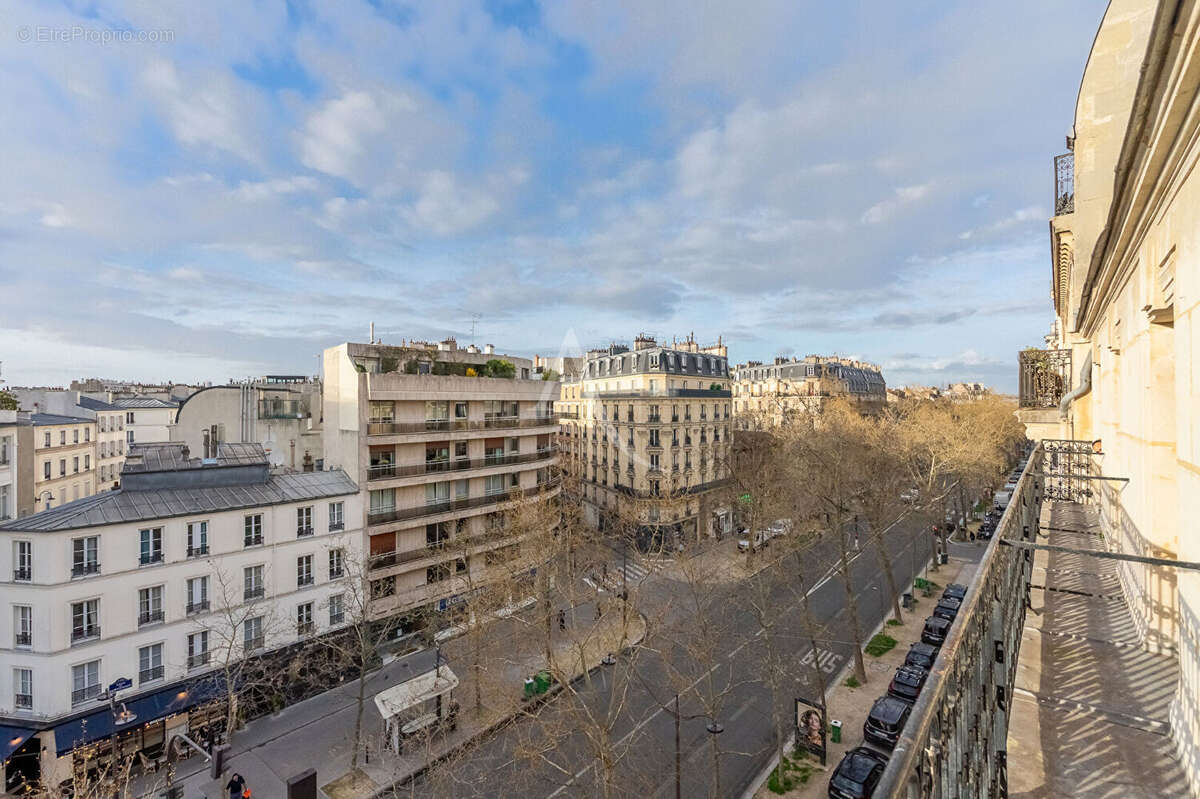 Appartement à PARIS-7E