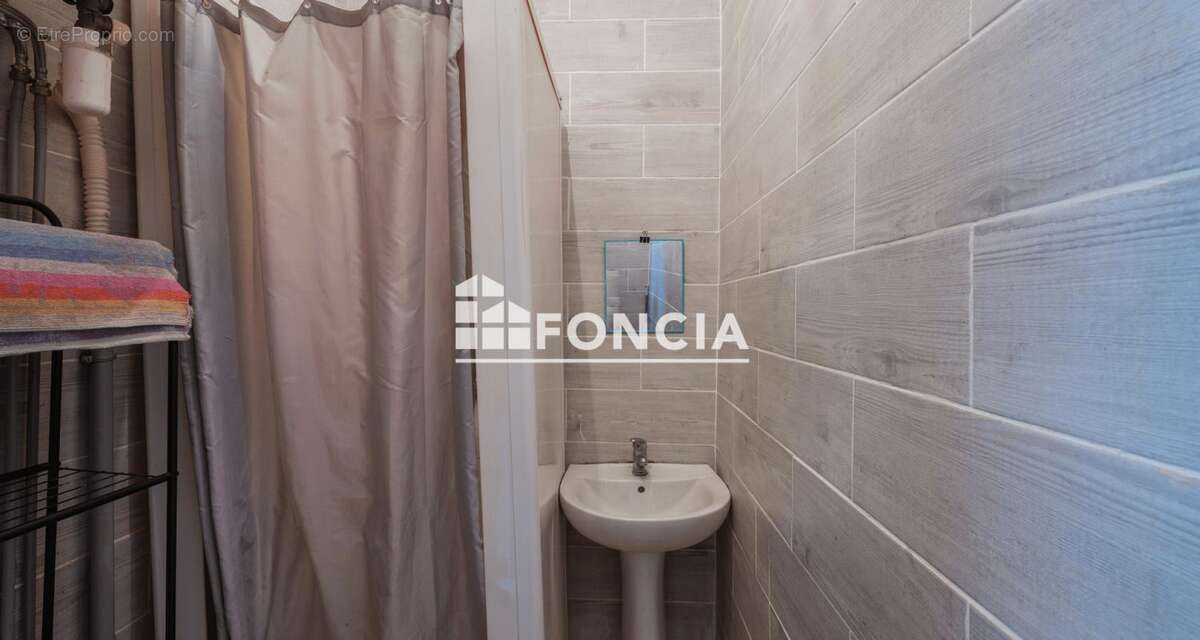 Appartement à PARIS-3E