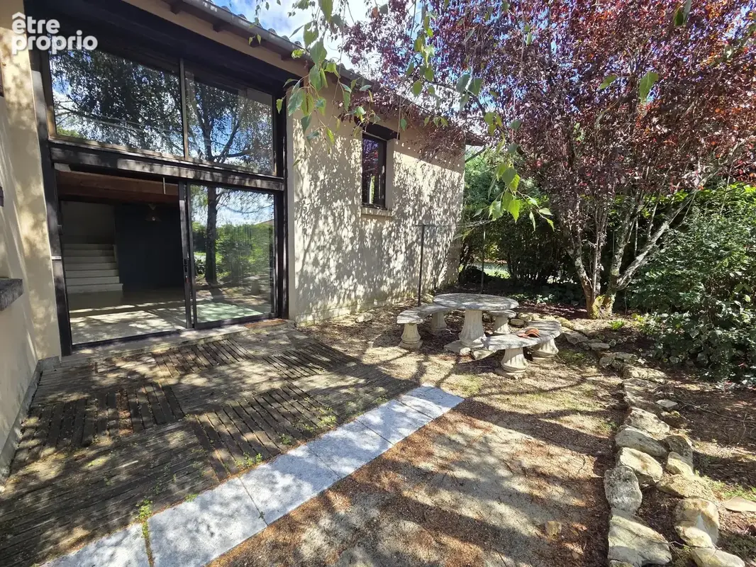 Maison à POUILLE