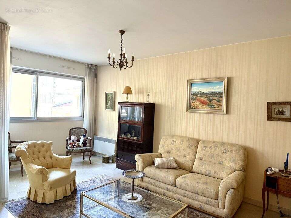 Appartement à NIMES