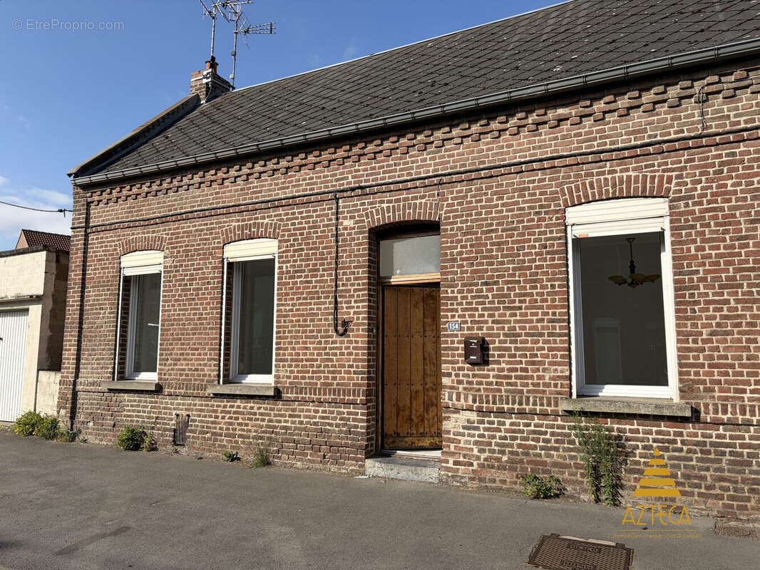 Maison T3 en briques 