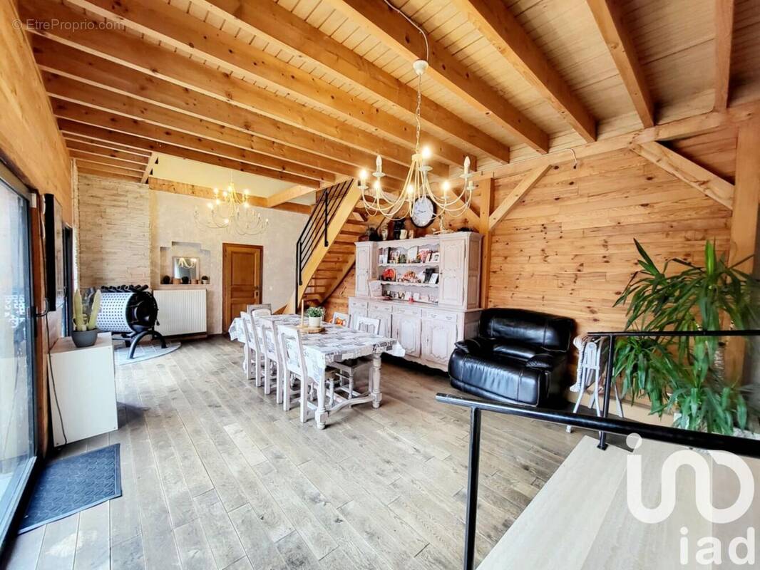 Photo 1 - Maison à MEXY