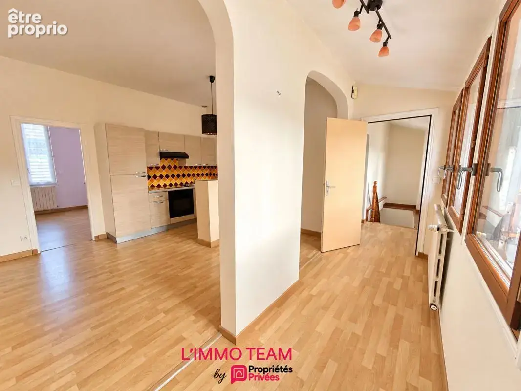Maison avec potentiel locatif et 3 garages en centre-ville de CAHORS - photo 11