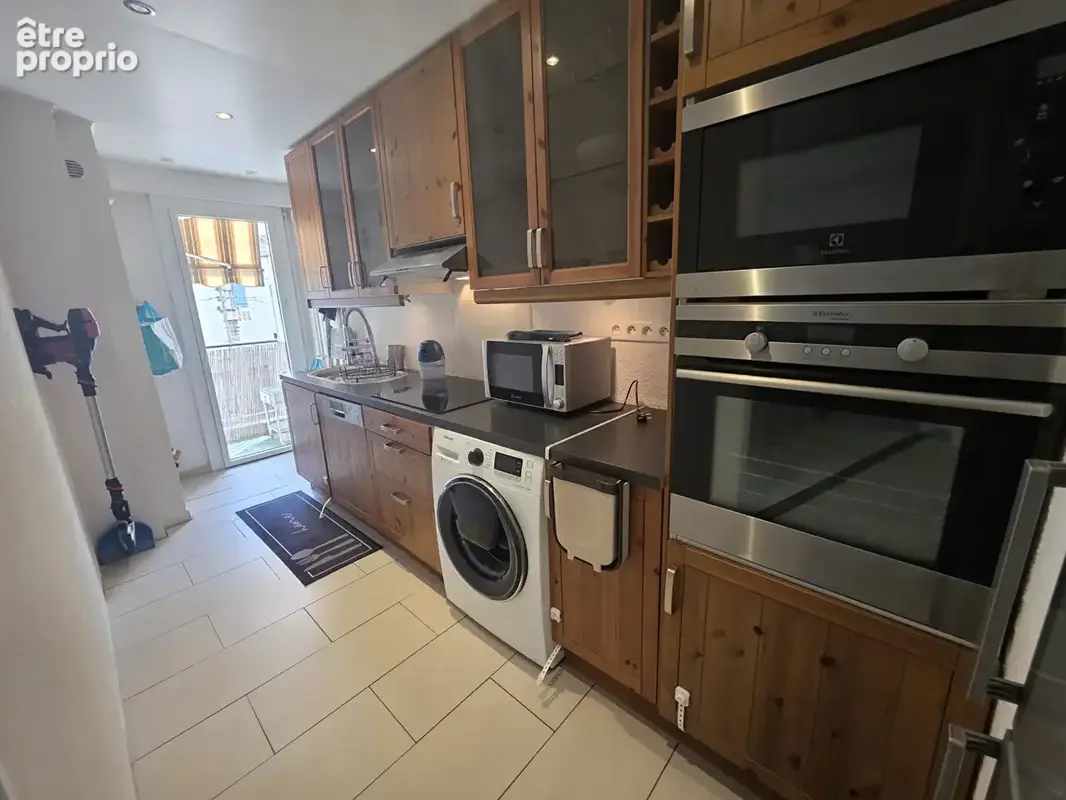 Appartement Nice 06300 -  3 pièce(s) 59 m2 avec 2 balcons vue mer , dégagée - photo 2