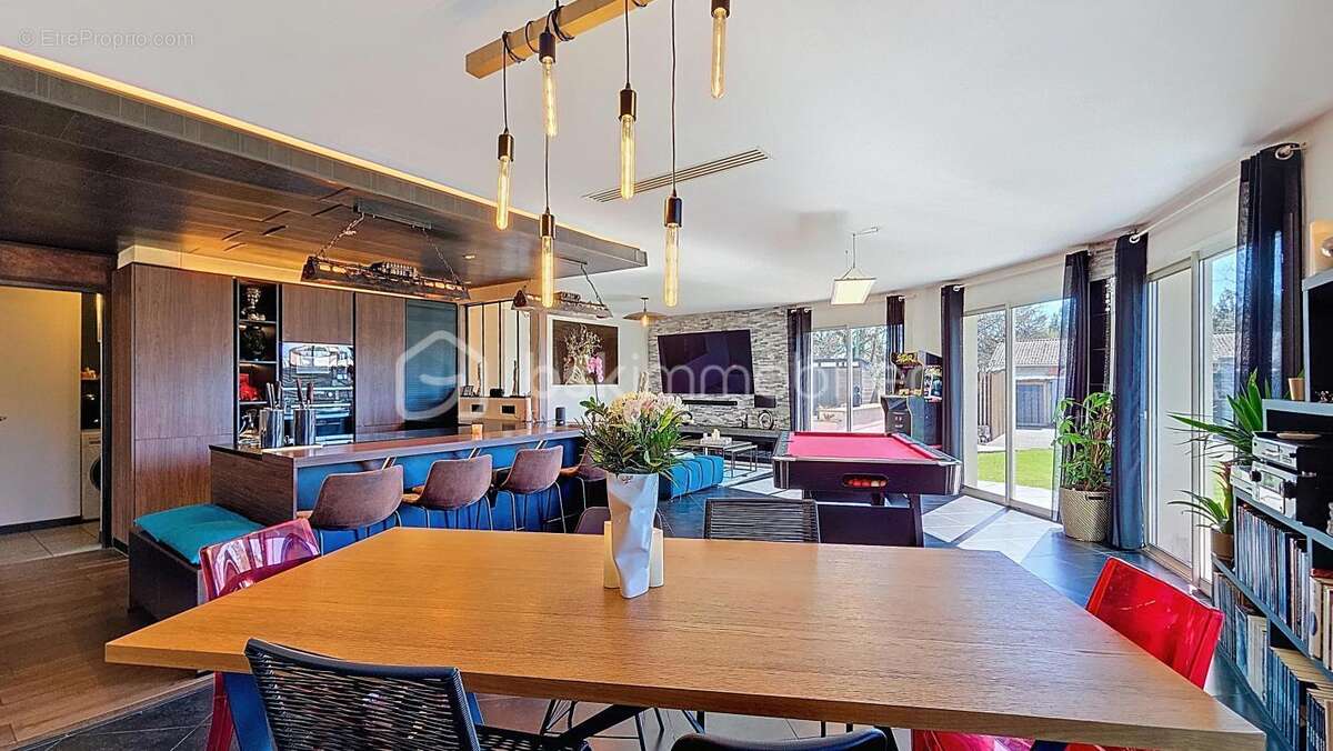 Maison 155 m² avec piscine, spa et superbe extérieur – 4 chambres - photo 4