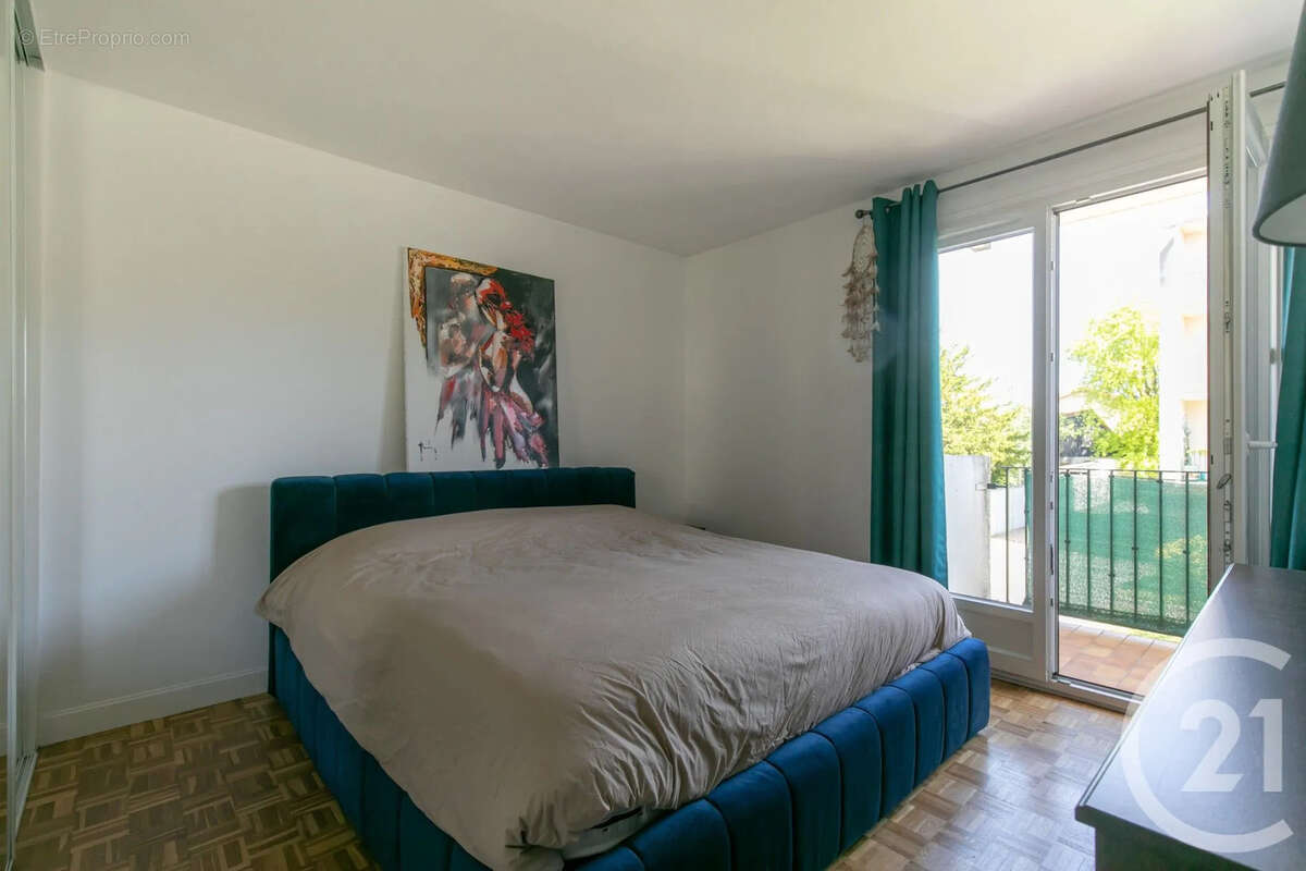 Appartement 71 m² à Saint-Maur-Des-Fosses  - photo 4