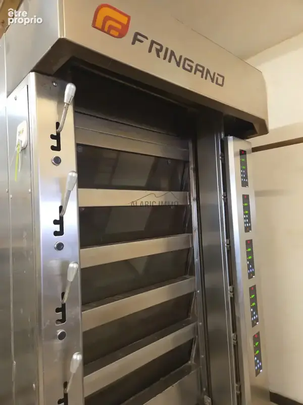 À vendre - Exclusivité : Boulangerie   Pâtisserie   Traiteur, Village de l’Aude (5 min A61 Lézignan) - photo 3