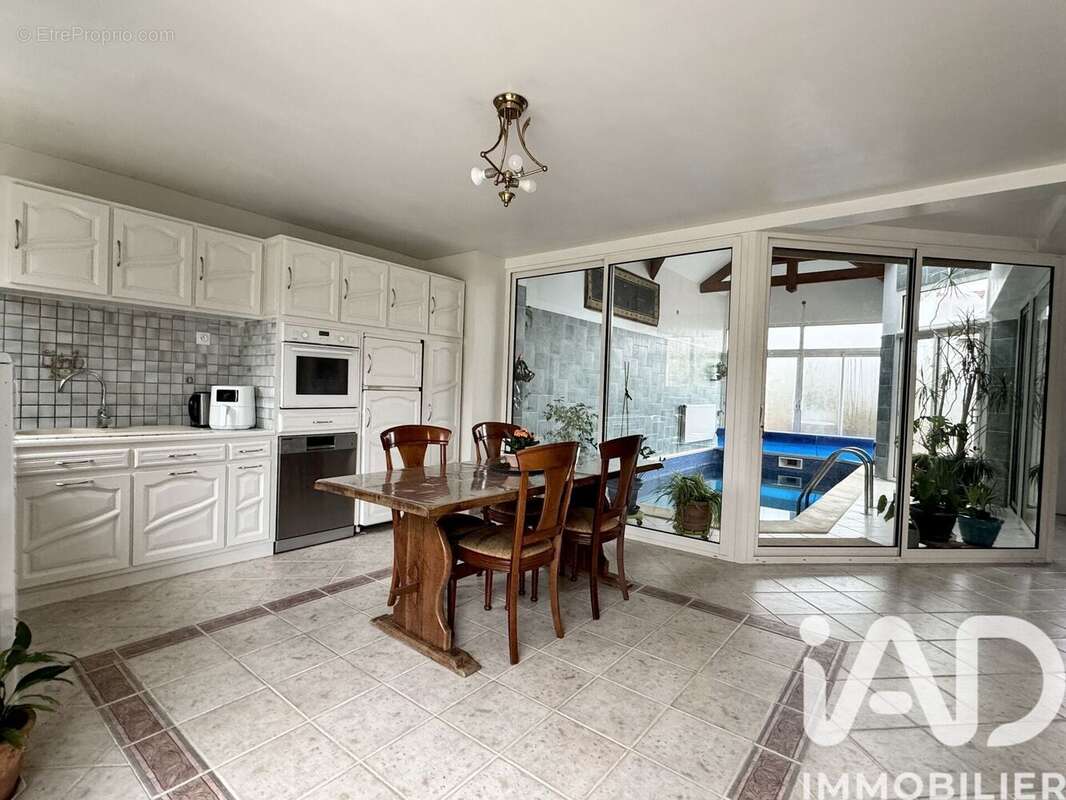 Photo 4 - Maison à JUVISY-SUR-ORGE