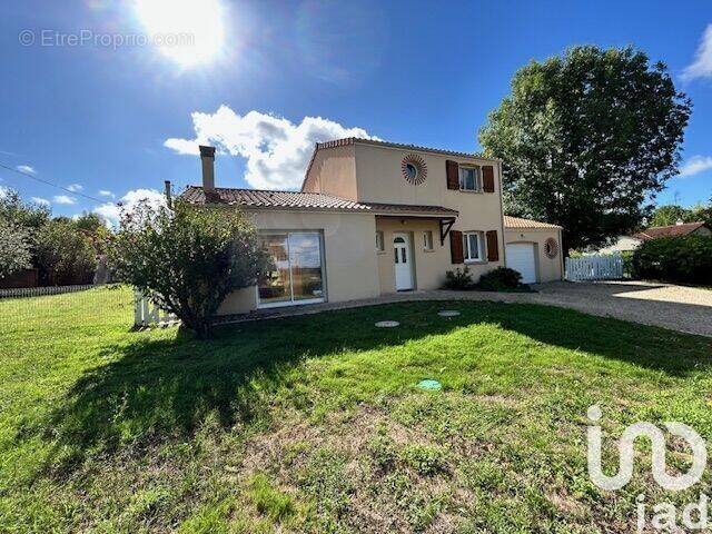 Photo 1 - Maison à LE TALLUD