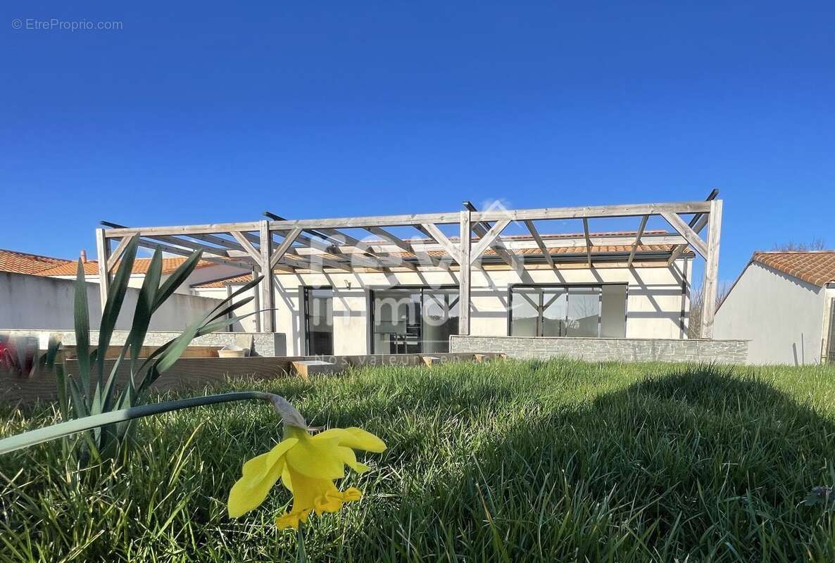 Maison à L&#039;HERBERGEMENT