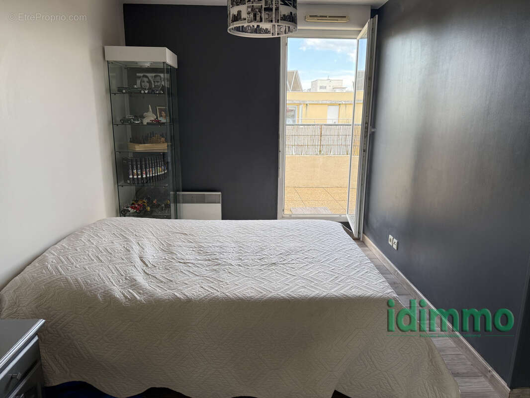 Appartement à LYON-8E