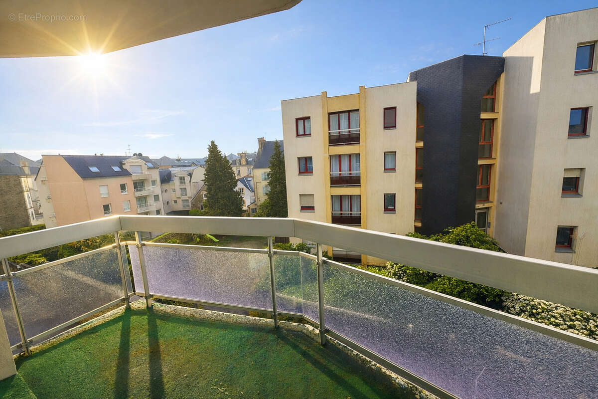 Appartement vannes 4 pièce(s) 68.52 m2 entre gare et centre ville garge + cave - photo 6