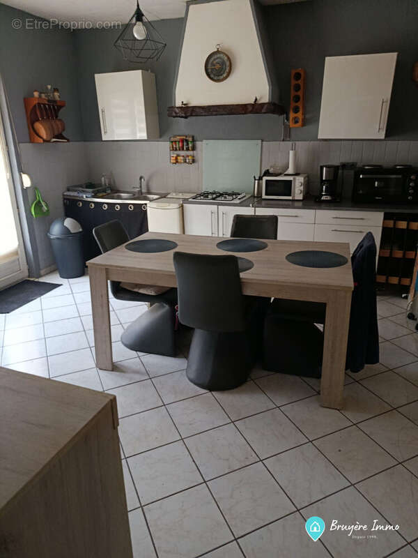 Maison à AVESNELLES