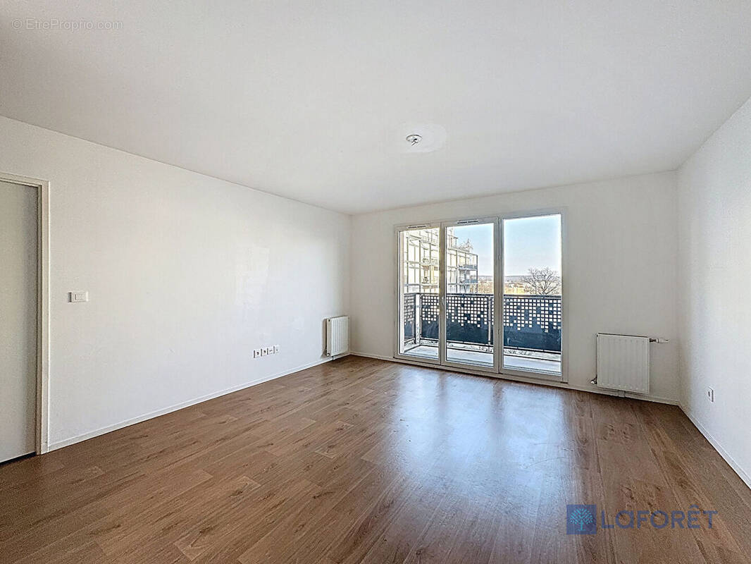 Appartement à ARPAJON